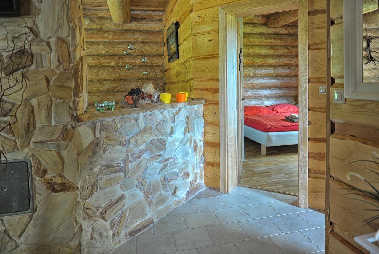Dom Pod Sosnami Villa Gryżyna Kültér fotó